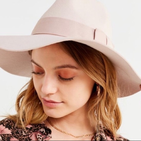 Nwot Brixton Blush Piper Hat | Poshmark